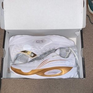 Lining Way of Wade 808 size 13 men’s.